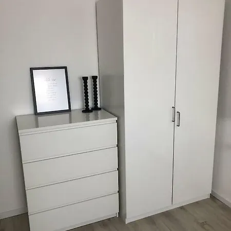 Moderne 3-zimmer In Stuttgart-freiberg アパート シュトゥットガルト