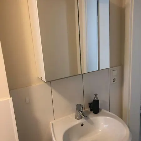 Apartment Moderne 3-zimmer In Stuttgart-freiberg Stuttgart